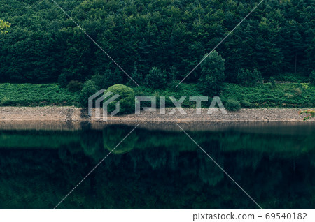Ladybower Reservoir in Peak District National Park Ladybower Reservoir in Peak District National Park 69540182