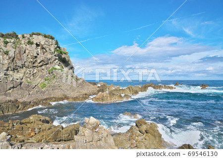 Echizen coast in autumn 69546130
