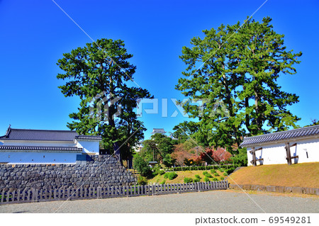 Odawara Castle in Autumn Odawara Castle in Autumn 69549281