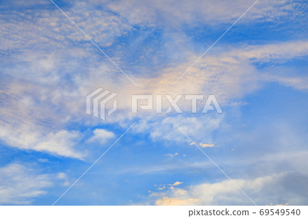 Evening sky and cloud shape Evening sky and cloud shape 69549540
