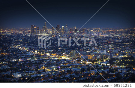 Night downtown skyscrapers Los Angeles California from Griffith Observatory. Big night city panorama Night downtown skyscrapers Los Angeles California from Griffith Observatory. Big night city panorama 69551251