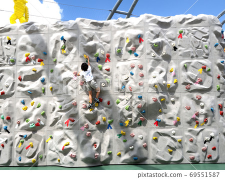 Bouldering wall in the park 69551587