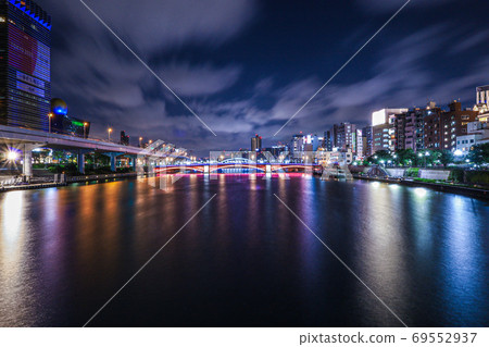 《東京》從橋上眺望的ida田川夜景 69552937