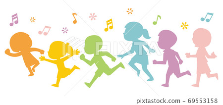 奔跑的孩子們的多彩剪影 69553158