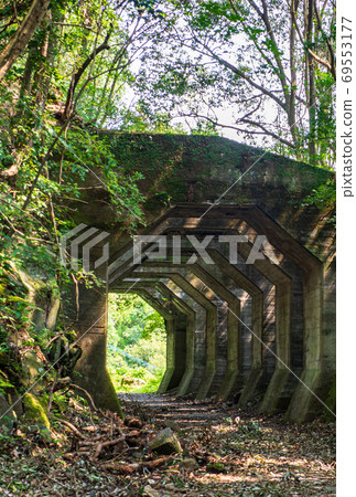 八角形隧道的重要工業遺蹟的旅遊勝地，旨在避免在熊野鐵路上掉落岩石 69553177