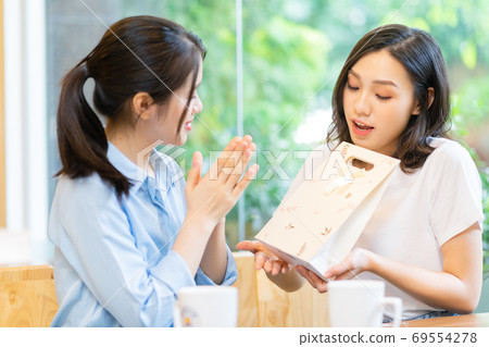 Woman, gift, holiday 69554278