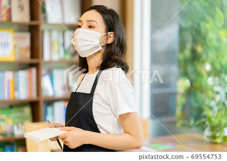 clerk, pandemic, new normal clerk, pandemic, new normal 69554753