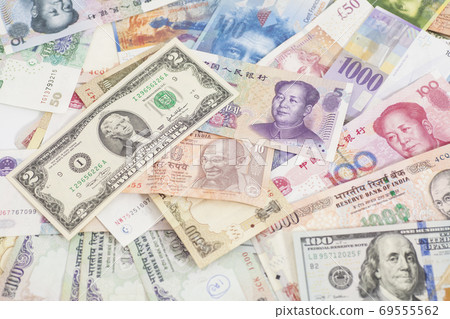 International currencies banknotes International currencies banknotes 69555562