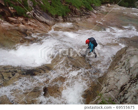 Saw Climbing Northern Alps Akagizawa 69555675