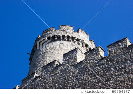 View of the tower of Kokorin Castle (4) 69564177
