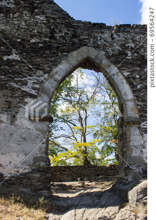 Entrance gate to the Bezdez castle Entrance gate to the Bezdez castle 69564247