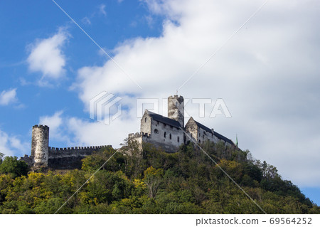 Panoramic view of Bezdez castle with two towers 69564252