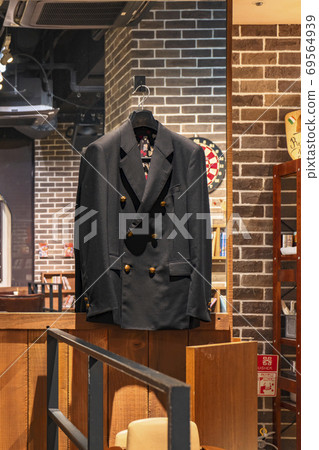 [東京都港區] Sanji的廚師外套在東京鐵塔的草帽咖啡館內展示 69564939