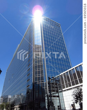 Osaka Merchandise · Mart Building 69565018