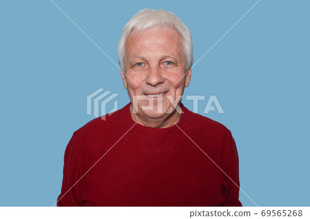 Senior handsome man with grey hair Senior handsome man with grey hair 69565268