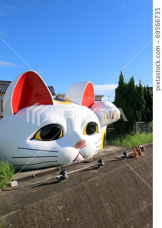Tokoname City Watching Cat (Maneki Neko) Tokoname Huge Maneki Neko in Tokoname 69566735
