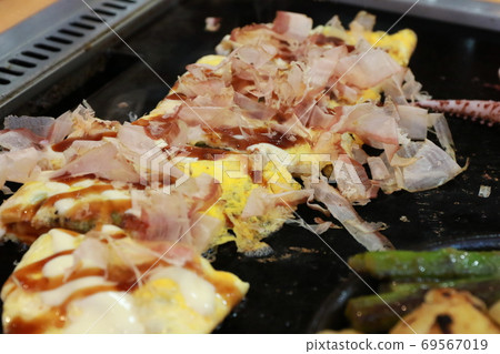 Teppanyaki for lunch Teppanyaki for lunch 69567019