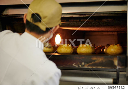 Bakery preparation tools 69567182