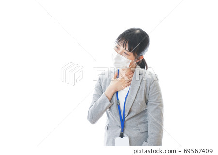 患有發燒的年輕商人 69567409