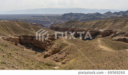 Charyn Canyon National Park 69569268