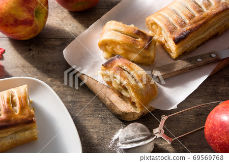 strudel, apple, cake 69569768