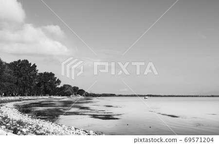 Lake Trasimeno-Italy -lakeshore Lake Trasimeno-Italy -lakeshore 69571204