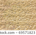 Seamless texture of clear water on sand background. Repeating pattern of waves with sun light reflections 69571823