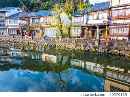 城崎溫泉的城市景觀 69576189