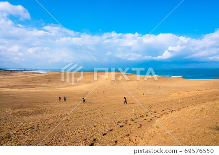 Tottori sand dunes Tottori sand dunes 69576550