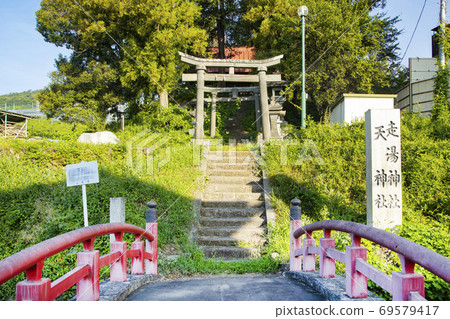 Iwashita Onsen Runyu Shrine Tenjinsha 69579417
