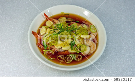 Steamed Shrimp in Soy Sauce in plate Steamed Shrimp in Soy Sauce in plate 69580117