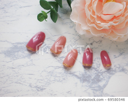 裸色美甲圖片 裸色美甲圖片 69580346