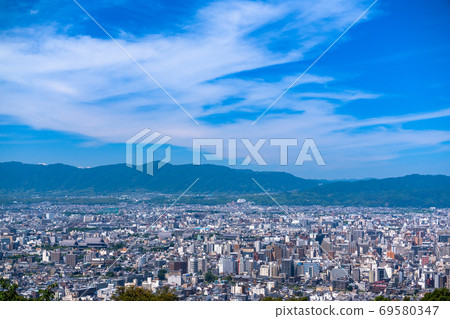 《京都府》京都塔和城市景觀 69580347