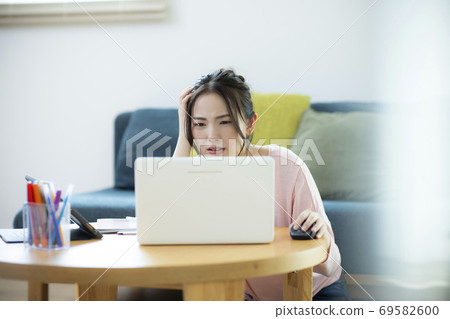 女遠程學習在線課程 女遠程學習在線課程 69582600