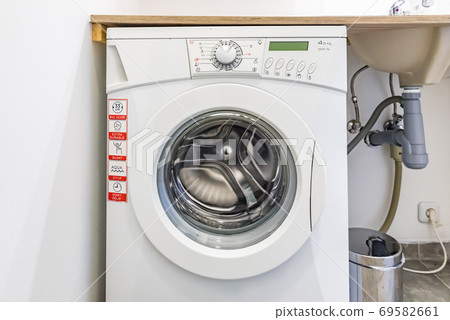 Drum type washing machine 69582661