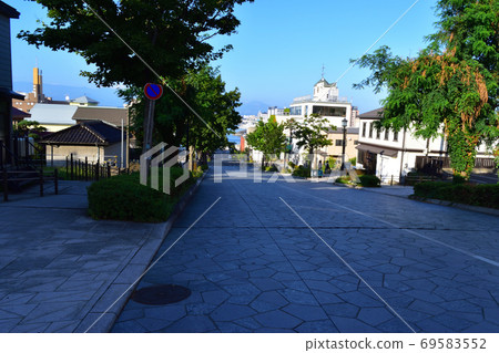 函館八幡坂 69583552