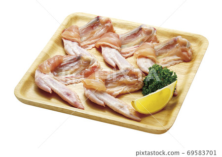 Chicken_wing wings_05(with cutout pass) Chicken_wing wings_05(with cutout pass) 69583701