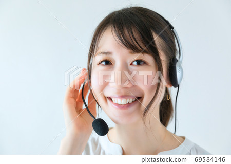 呼叫中心女士 69584146