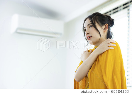 空調的女人 69584363