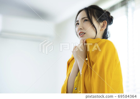 空調的女人 69584364