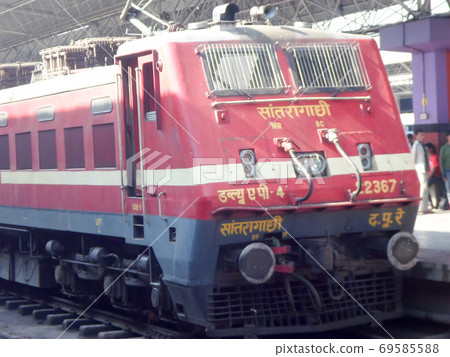 Indian Railways South Eastern Railway zone Passenger train at Santragachhi intercity railway junction in Santragachhi, Kolkata. Howrah, India South Asia Pac May 2019 Indian Railways South Eastern Railway zone Passenger train at Santragachhi intercity railway junction in Santragachhi, Kolkata. Howrah, India South Asia Pac May 2019 69585588