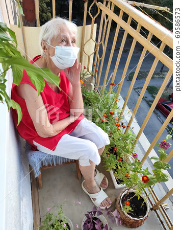 The Covid-19, health, safety and pandemic concept 69586573