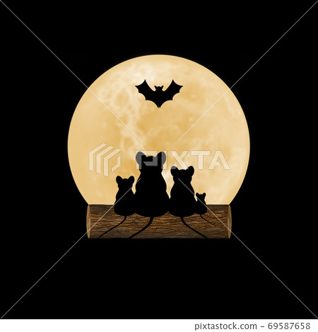 A family of four mice looks at a bat against the background of the moon 69587658