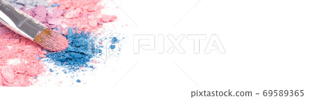 Professional make-up brush on eyeshadows palette Professional make-up brush on eyeshadows palette 69589365