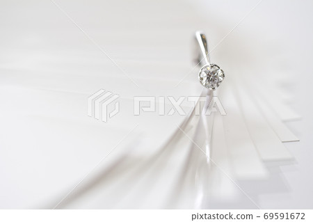 環 69591672