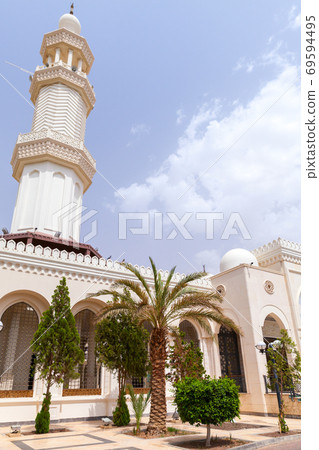 Sharif Hussein bin Ali Mosque exterior, Aqaba 69594495