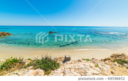 Turquoise water in Santa Giusta beach Turquoise water in Santa Giusta beach 69596652