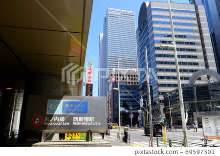 Marunouchi Line Nishi-Shinjuku Station Exit 1 (Ome Kaido) Marunouchi Line Nishi-Shinjuku Station Exit 1 (Ome Kaido) 69597301