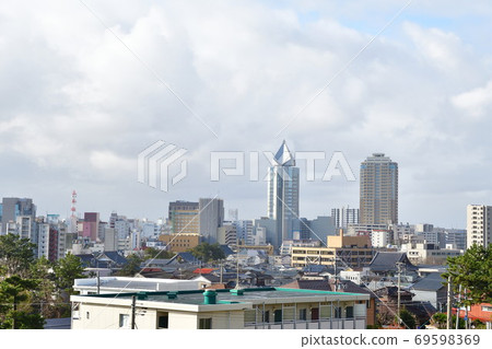 View of Niigata city from Hiyoriyama observatory (Niigata prefecture) 69598369