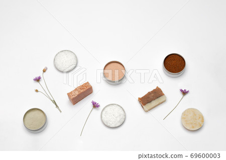 Ingredients for the production of natural cosmetics. 69600003